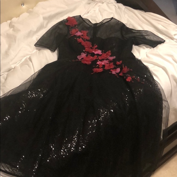 Dress - Picture 1 of 3